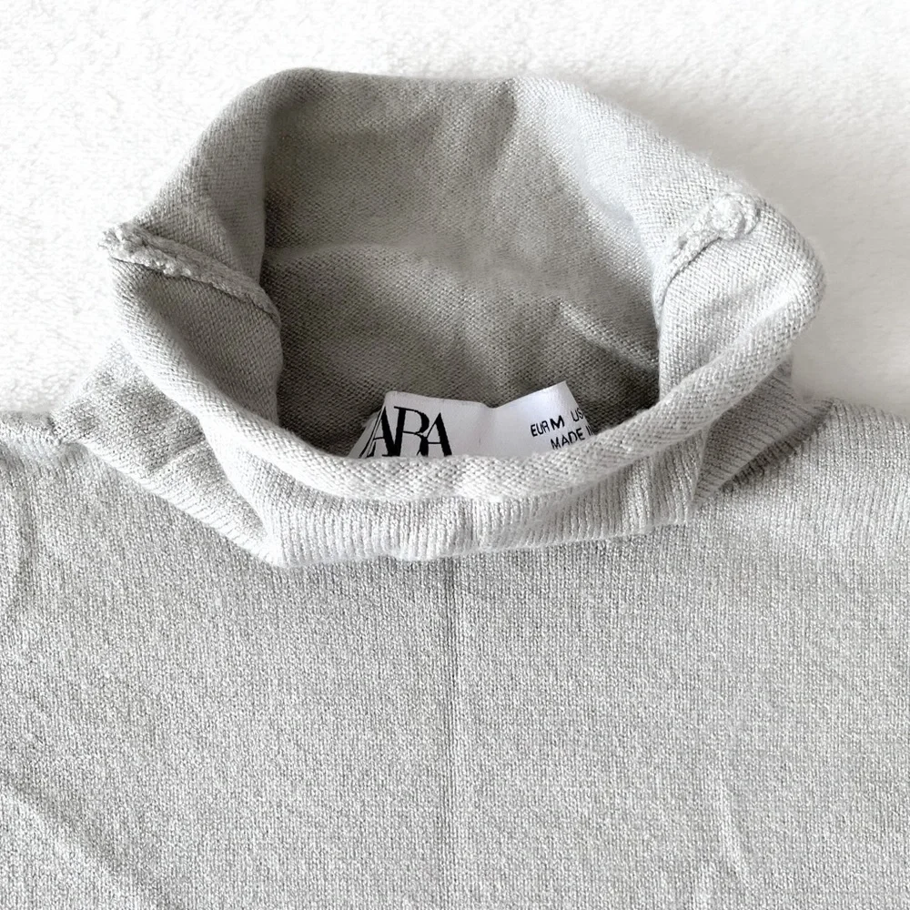 ZARA Colourblock turtleneck - Picture 4 of 8